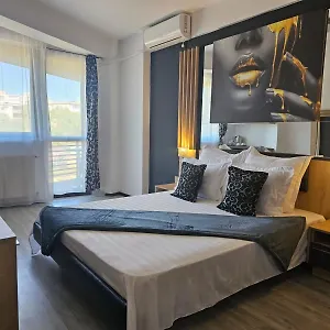 Hotel Theline, Bucureşti